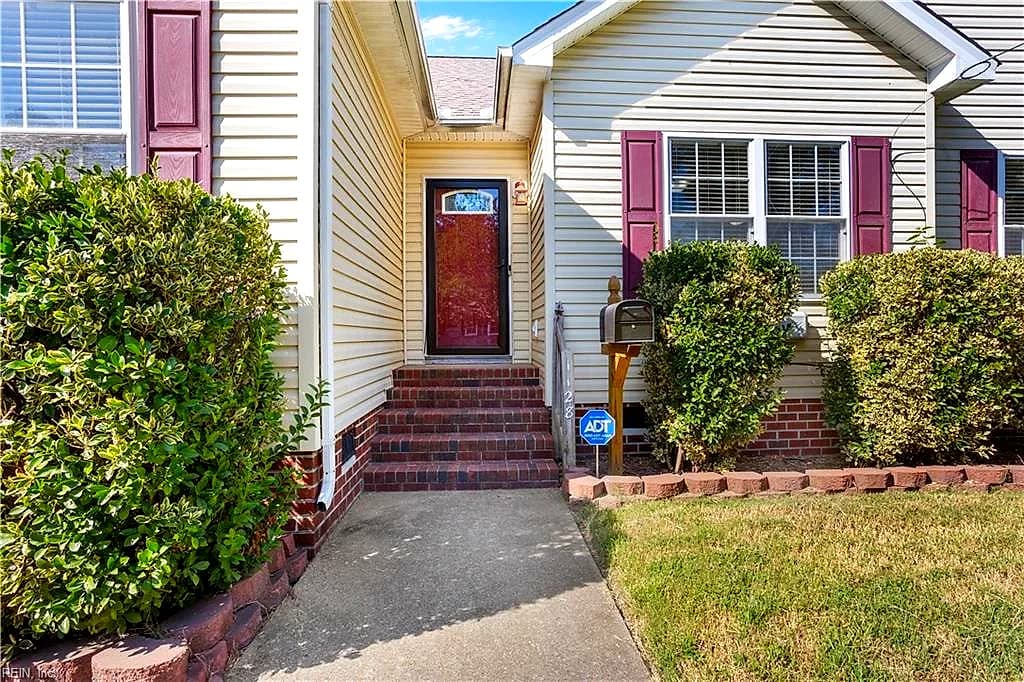 1128 Sheppard AVE, NORFOLK VA 23518 - Photo 4