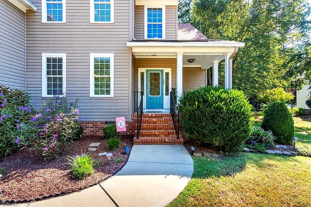 104 Perlie CT, YORKTOWN VA 23692 - Photo 4