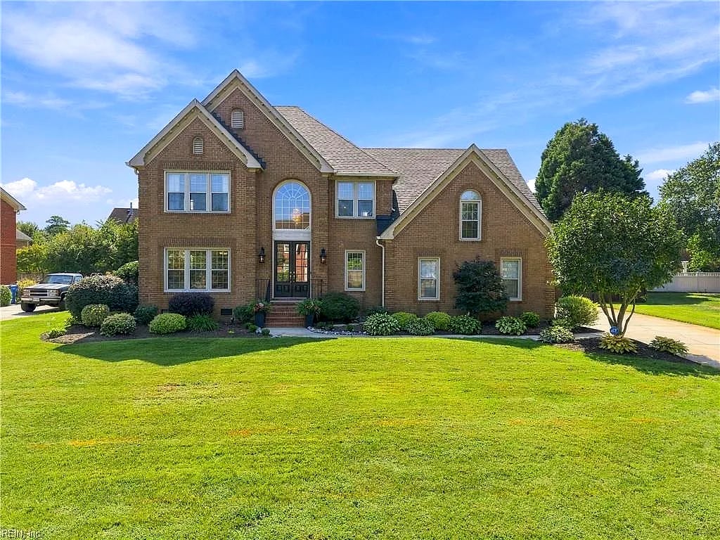 4413 Liam Close Dr, Chesapeake, VA