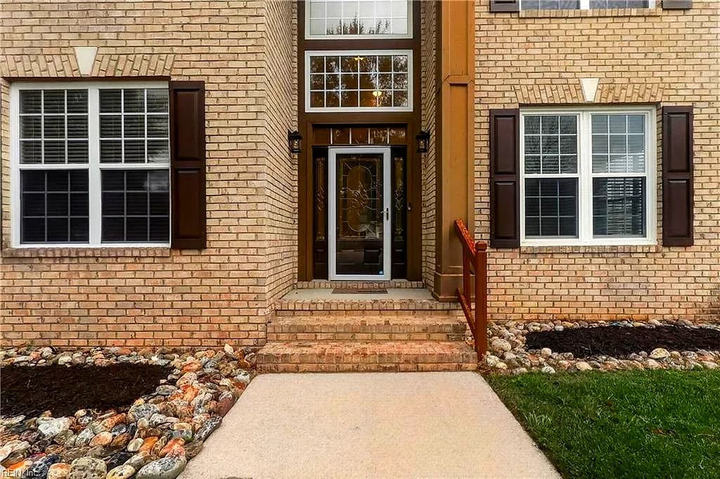 2413 Caitlan Loch LN, VIRGINIA BEACH VA 23456 - Photo 5