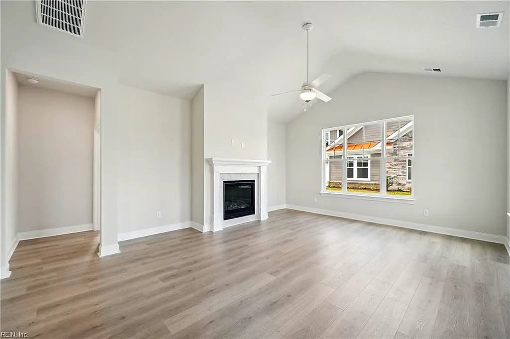 2172 Edwin DR, CHESAPEAKE VA 23322 - Photo 4