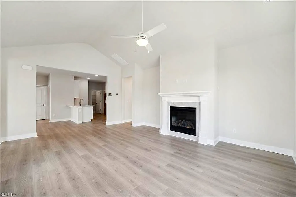 2172 Edwin DR, CHESAPEAKE VA 23322 - Photo 5
