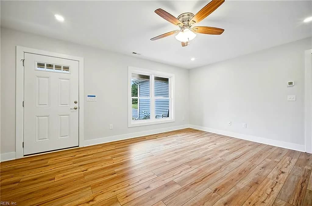 366 Pipe N Tree DR, HARTFIELD VA 23071 - Photo 5