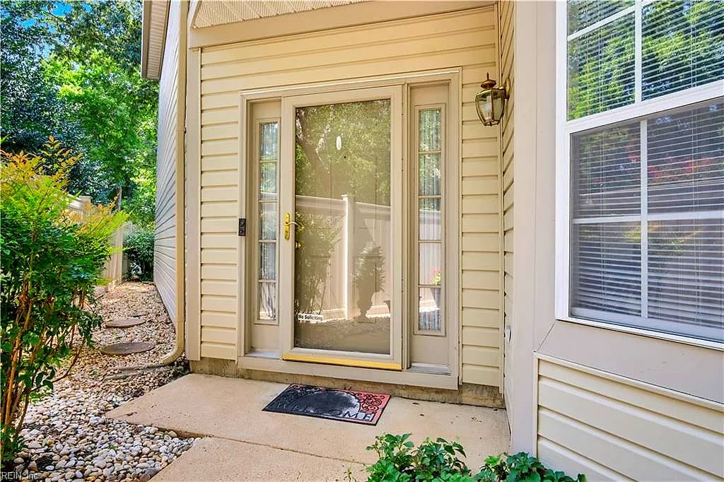 802 Zoeller CT, NEWPORT NEWS VA 23602 - Photo 3