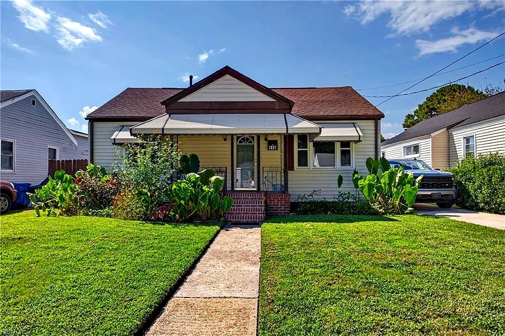946 Douglas AVE, PORTSMOUTH VA 23707