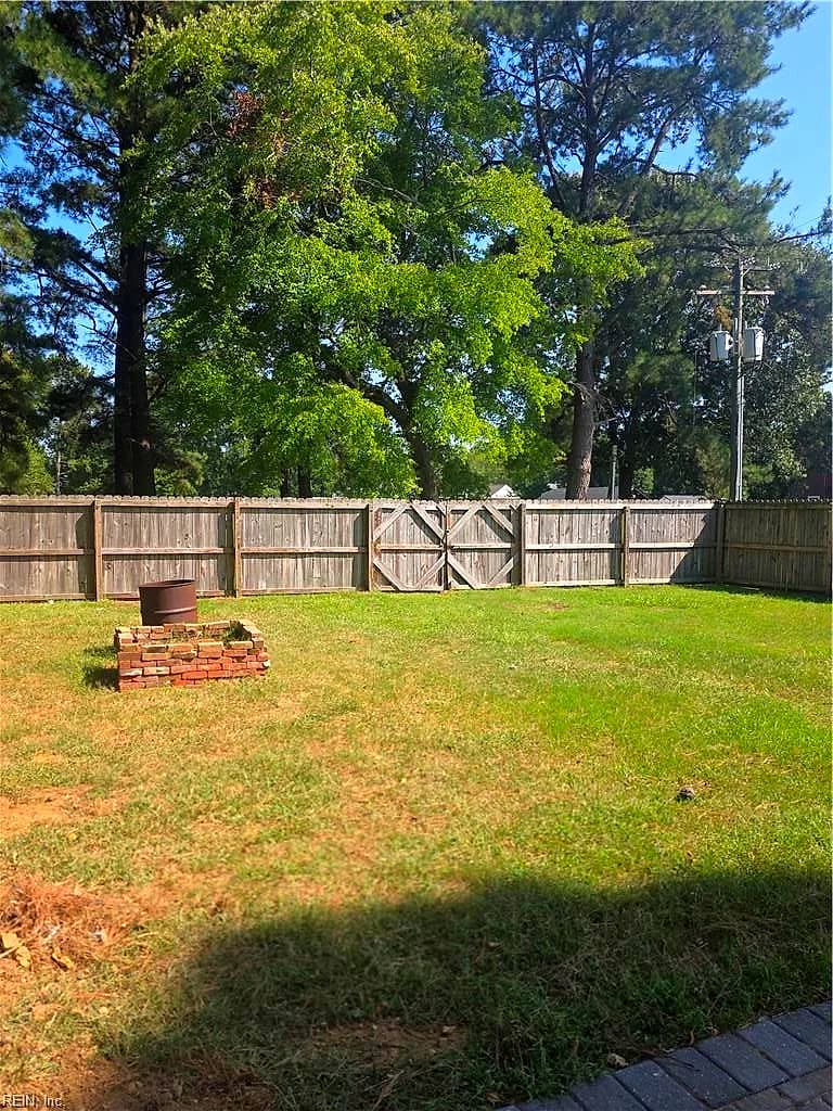 1076 Big Bethel RD, HAMPTON VA 23666 - Photo 5