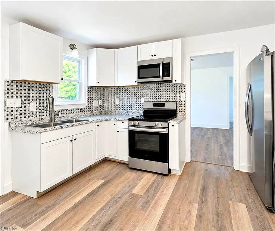 2630 Woodland AVE, NORFOLK VA 23504 - Photo 3