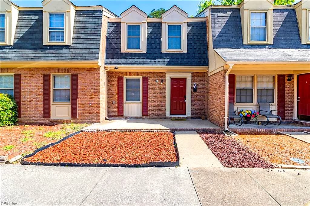 301 Advocate CT ##B, NEWPORT NEWS VA 23608 - Photo 2