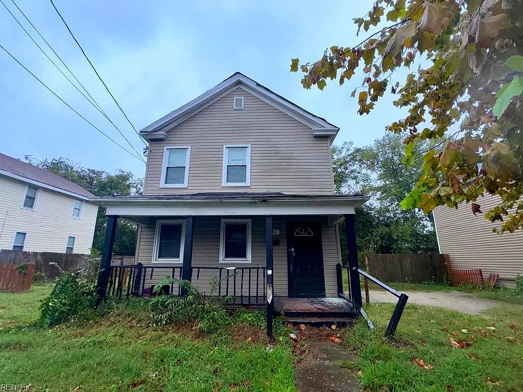 1124 30th ST, NEWPORT NEWS VA 23607 - Photo 2