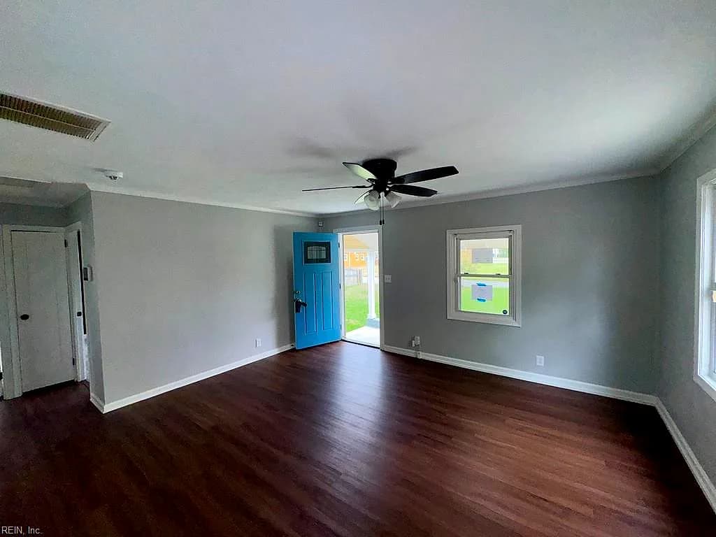 552 Ashlawn DR, NORFOLK VA 23505 - Photo 5