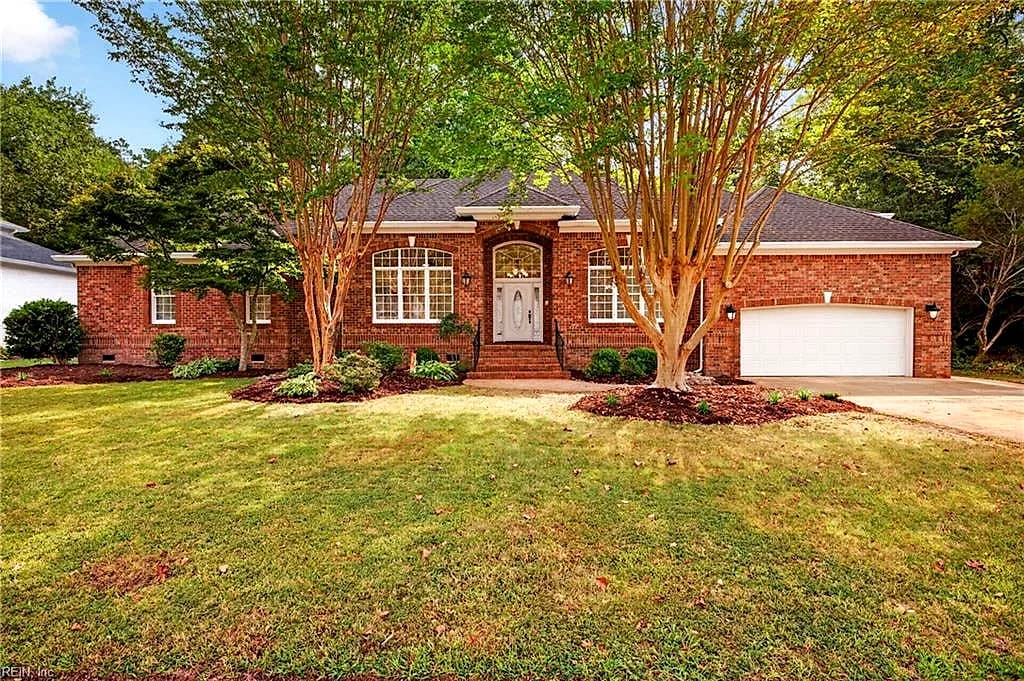 1584 Godfrey LN, VIRGINIA BEACH VA 23454 - Main photo