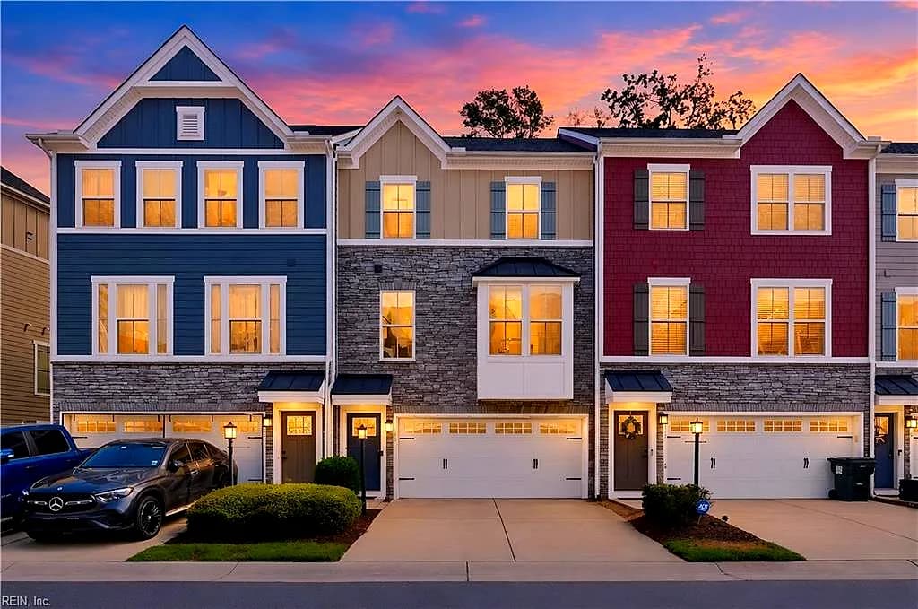 933 Centurion CIR, CHESAPEAKE VA 23323 - Photo 4