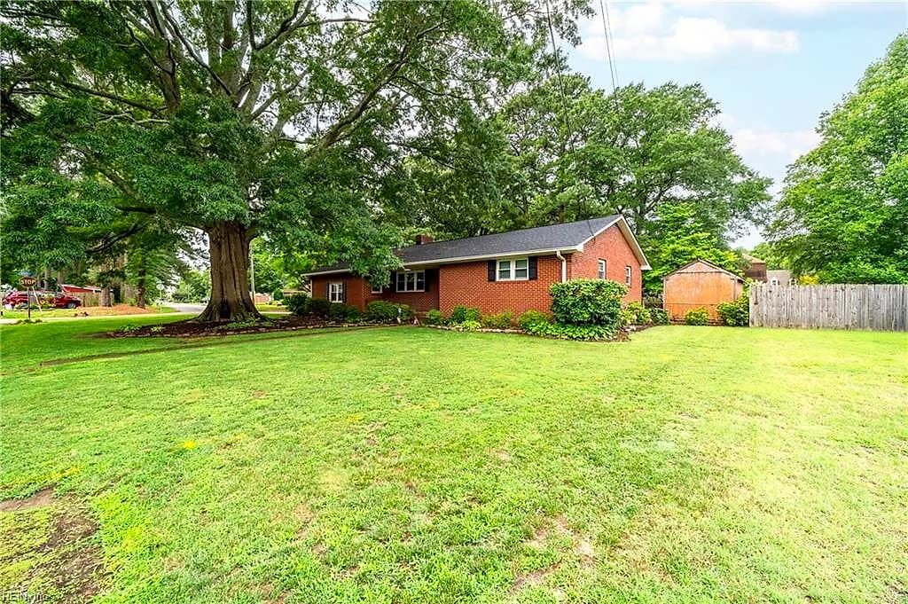 2600 Janson DR, CHESAPEAKE VA 23321 - Photo 5