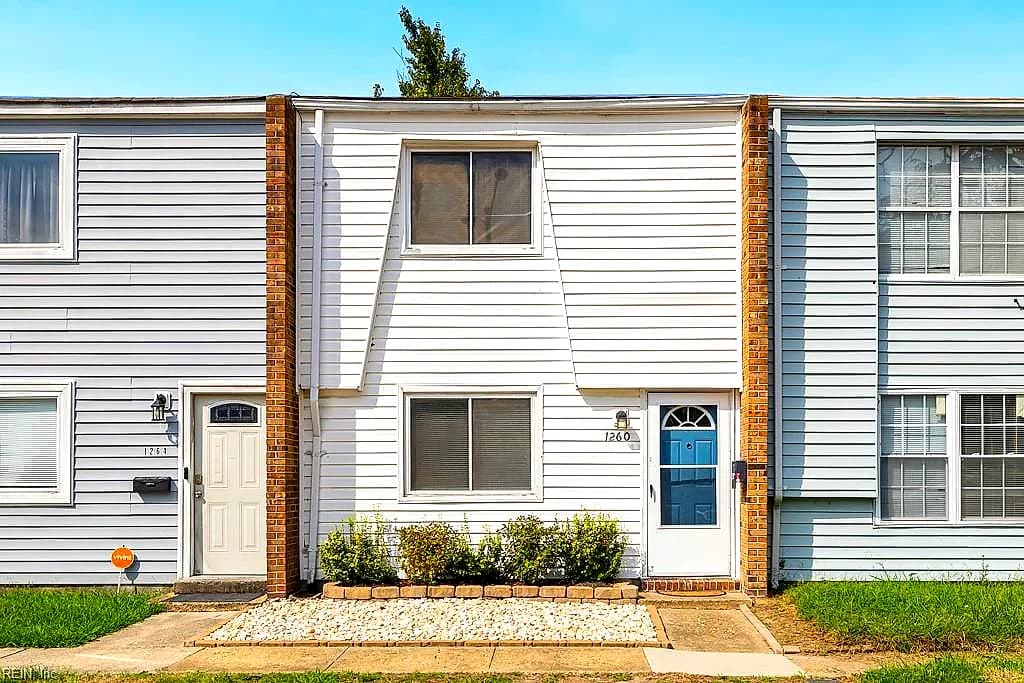 1260 Green Cedar LN, VIRGINIA BEACH VA 23453 - Main photo
