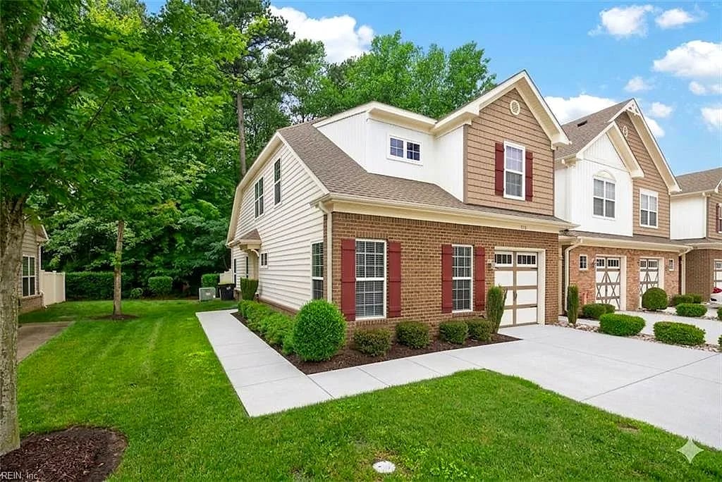 713 Tiffany Green Ct, Chesapeake, VA