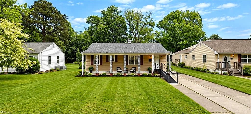 6014 Old Chestnut AVE, NEWPORT NEWS VA 23605 - Main photo