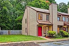 1146 North Green DR, NEWPORT NEWS VA 23602 - Photo 3