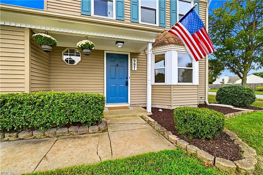997 Maitland DR, VIRGINIA BEACH VA 23454 - Photo 3