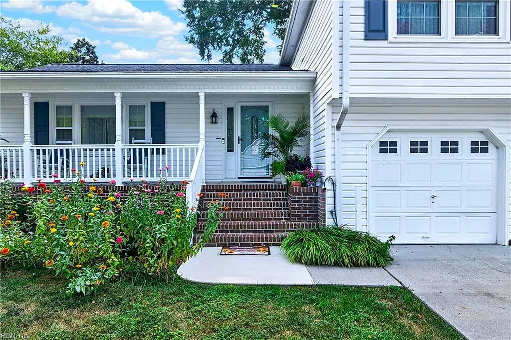 109 Grays LNDG, HAMPTON VA 23666 - Photo 3