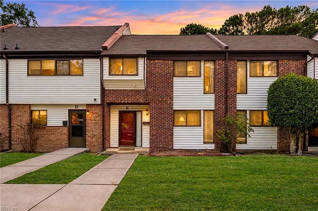125 Windsor Pines WAY #E, NEWPORT NEWS VA 23608 - Main photo