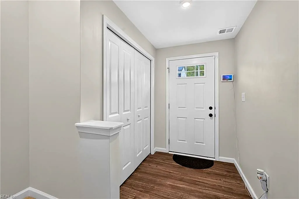 2027 Petersen WAY, SUFFOLK VA 23434 - Photo 3