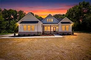 435 Gallbush RD, CHESAPEAKE VA 23322