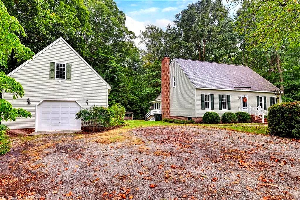 109 Forest Ln, Williamsburg, VA