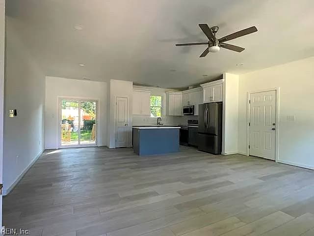 884 Cascade DR, NEWPORT NEWS VA 23608 - Photo 5