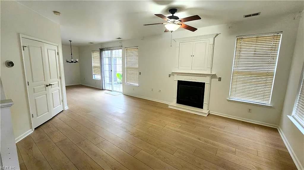 2004 Smallbrooke CT, VIRGINIA BEACH VA 23454 - Photo 5