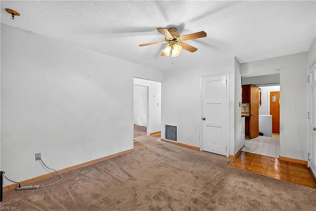 648 Jacqueline AVE, VIRGINIA BEACH VA 23462 - Photo 5