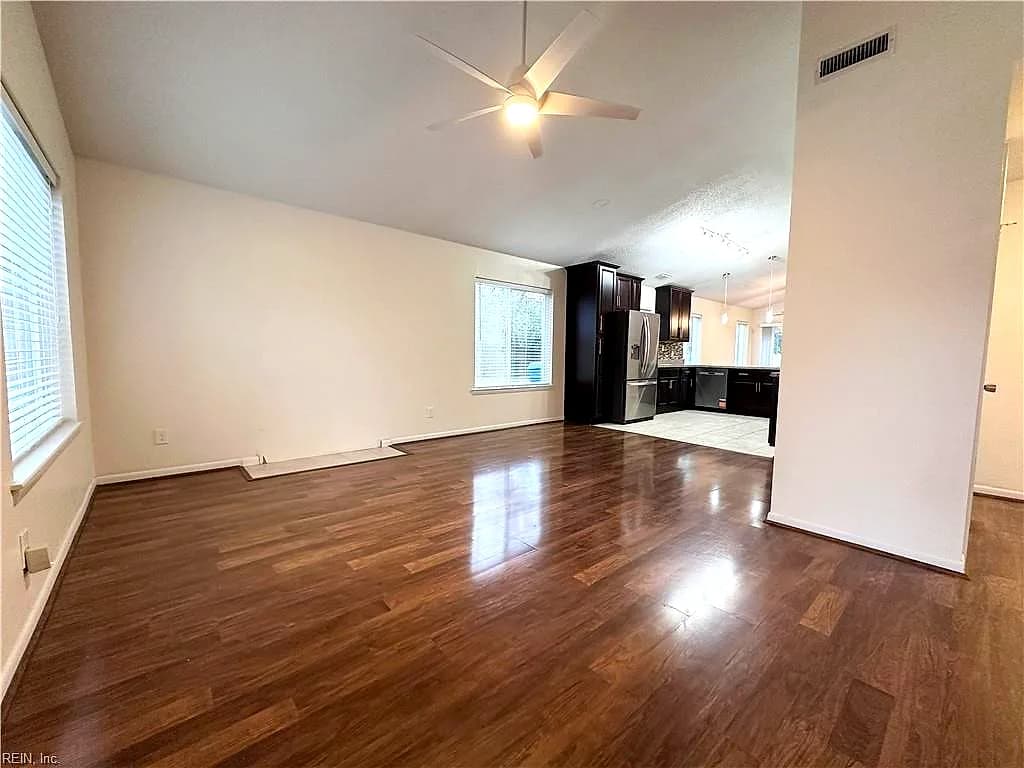 1696 Guthrie ST, VIRGINIA BEACH VA 23464 - Photo 3
