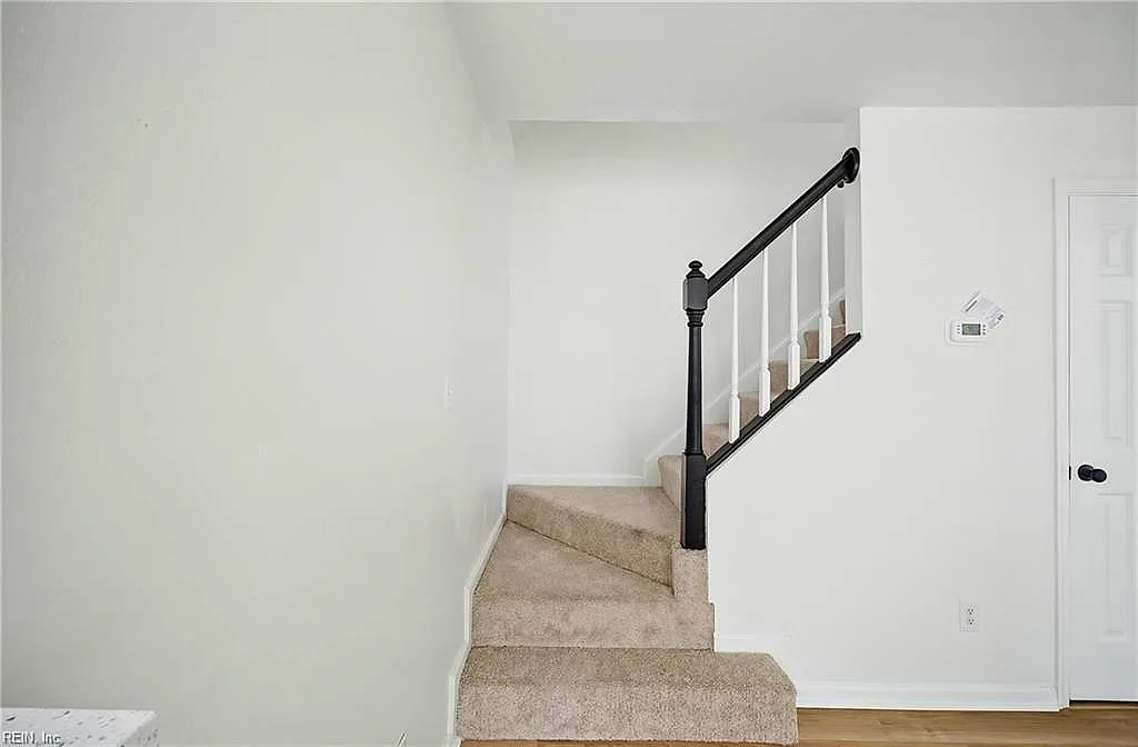 1032 Pebblewood DR, VIRGINIA BEACH VA 23464 - Photo 5