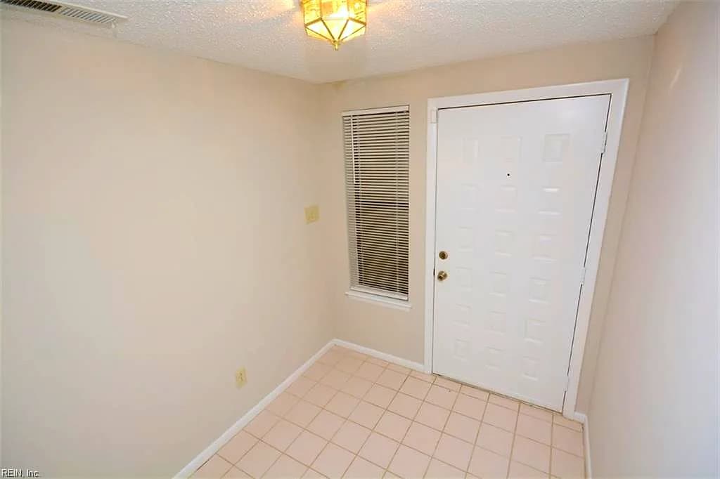 2218 Wood Ibis WAY, VIRGINIA BEACH VA 23455 - Photo 3