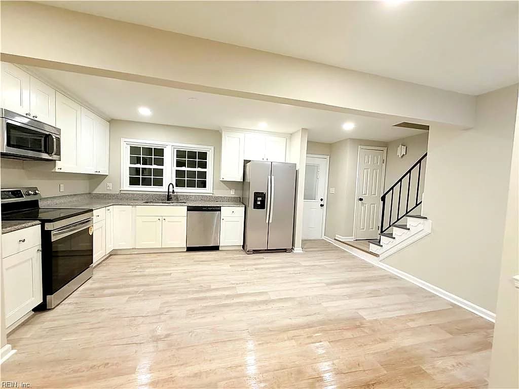 872 Westminster LN, VIRGINIA BEACH VA 23454 - Photo 5