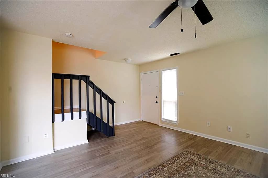 618 Ridge CIR, CHESAPEAKE VA 23320 - Photo 4