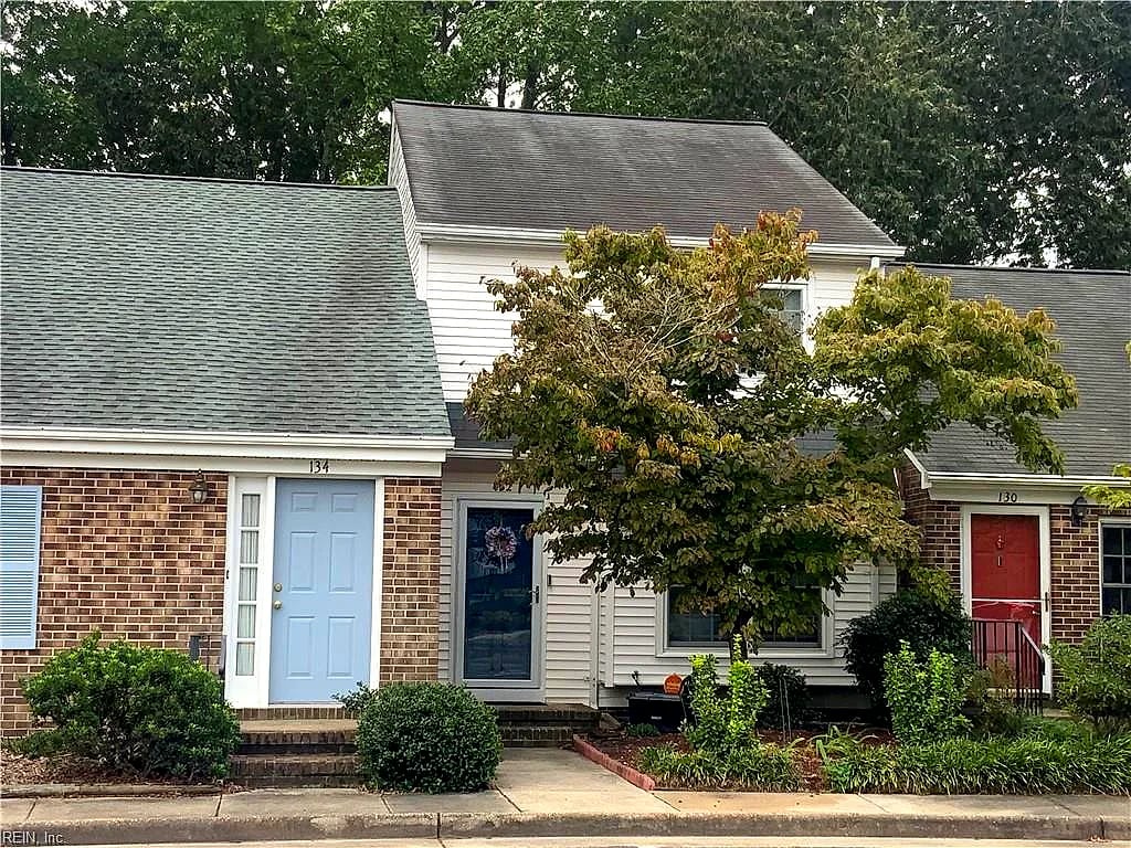 132 Tidal DR, NEWPORT NEWS VA 23606