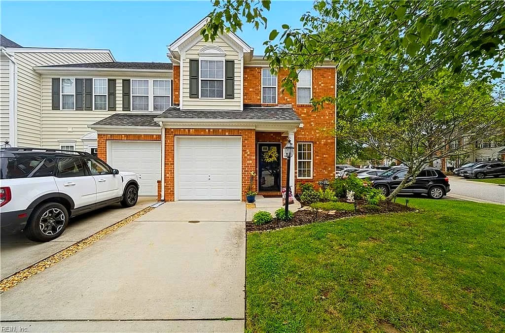 100 Alanna CT, YORKTOWN VA 23690
