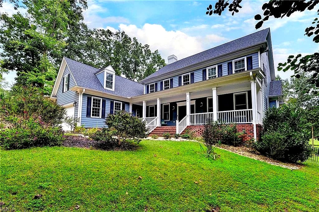 100 W Links, Williamsburg, VA