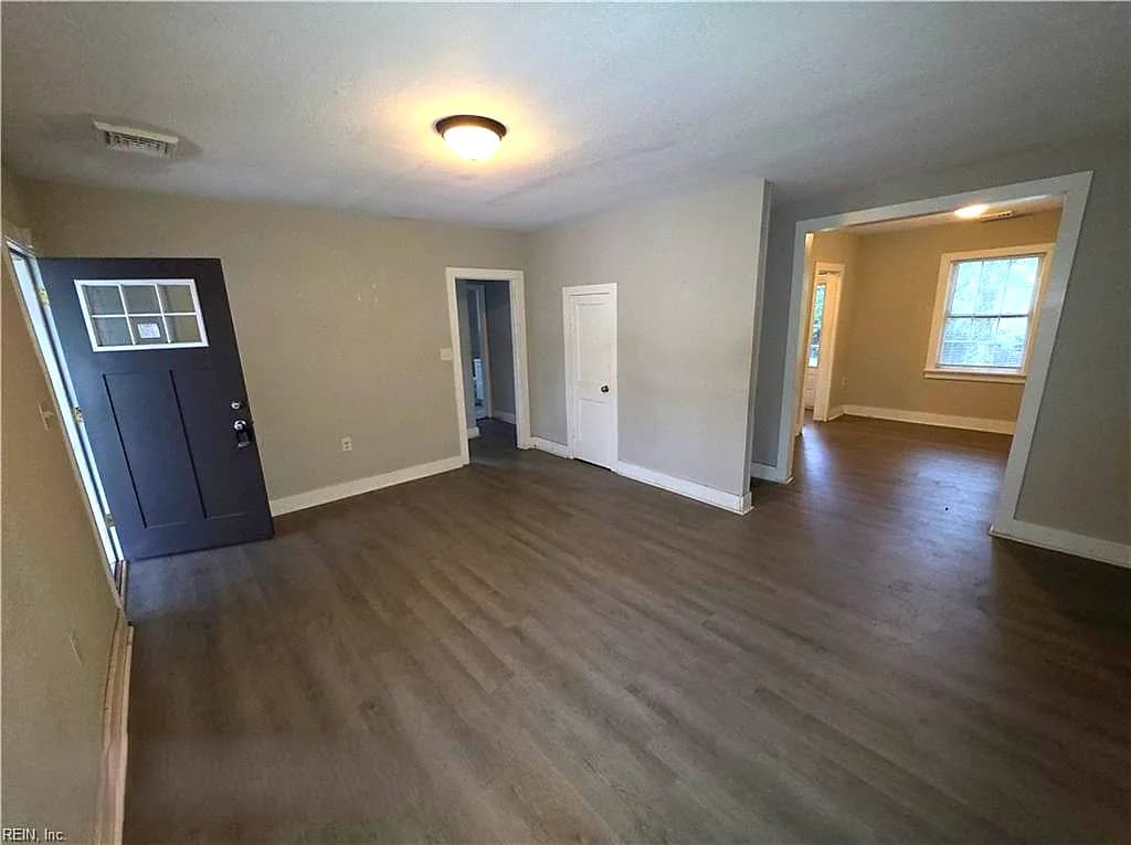 2744 Mapleton AVE, NORFOLK VA 23504 - Photo 4