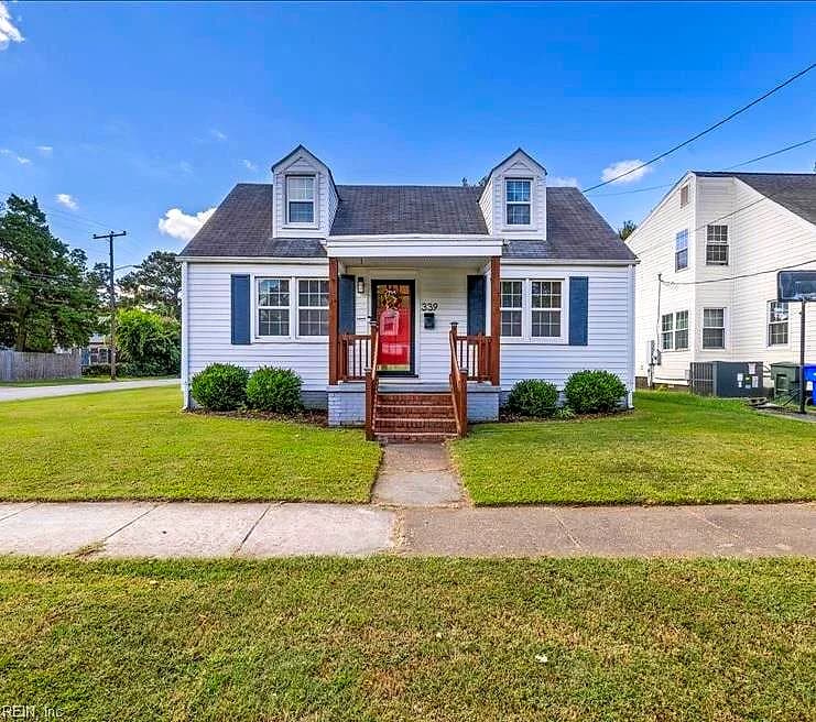 339 E Leicester AVE, NORFOLK VA 23503 - Photo 2