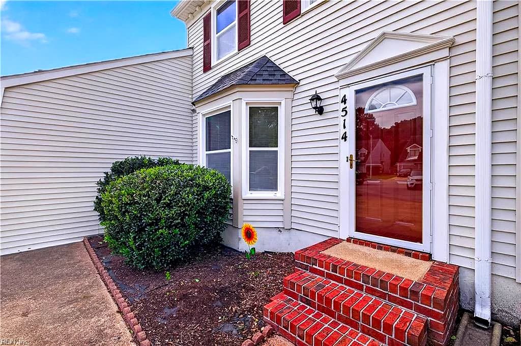 4514 Renwood CT, VIRGINIA BEACH VA 23462 - Photo 4