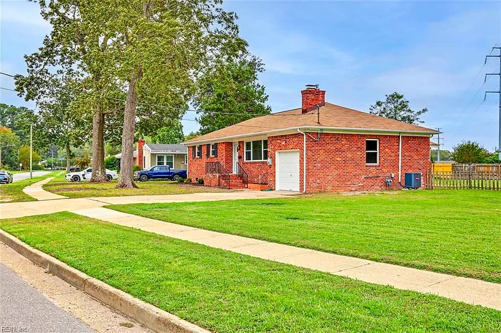 7825 Walters DR, NORFOLK VA 23518 - Photo 5