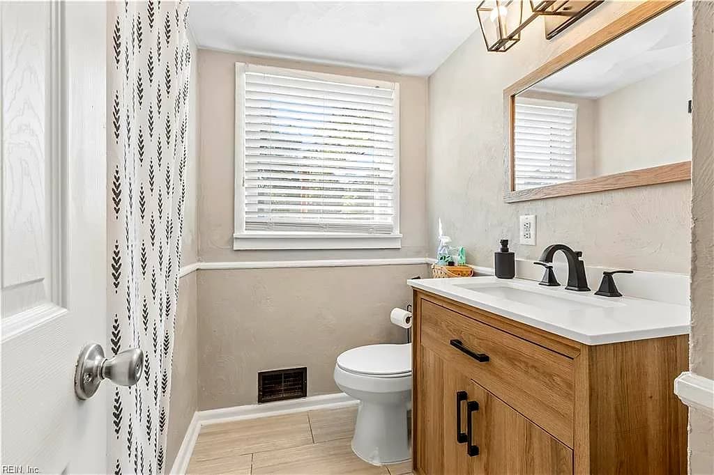 4213 Griffin ST, PORTSMOUTH VA 23707 - Photo 4