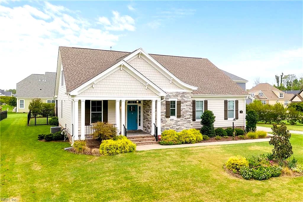 105 Alexandria WAY, CARROLLTON VA 23314