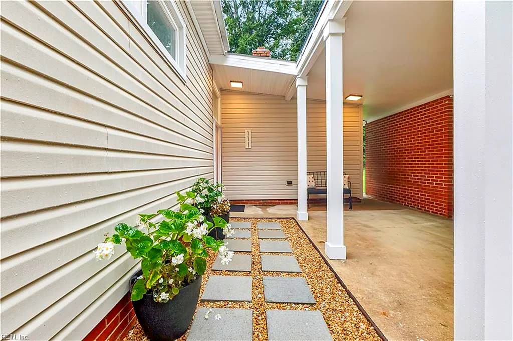 111 National LN, WILLIAMSBURG VA 23185 - Photo 4