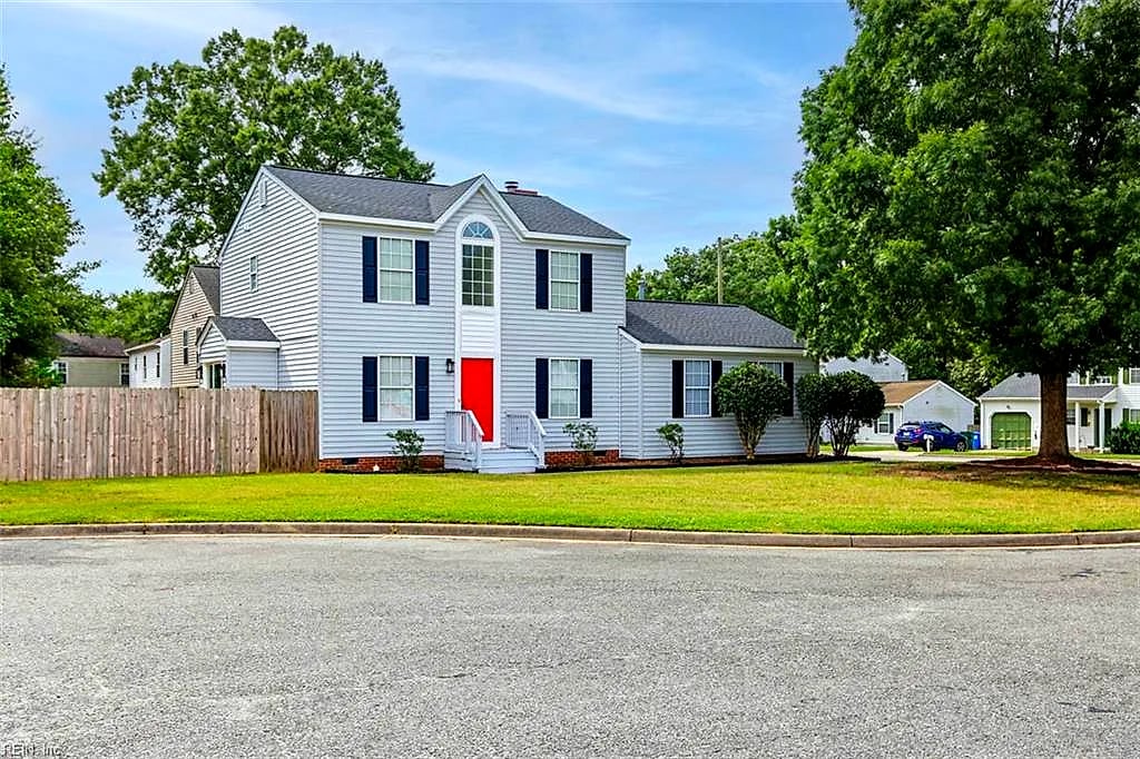 714 Trails LN, NEWPORT NEWS VA 23608