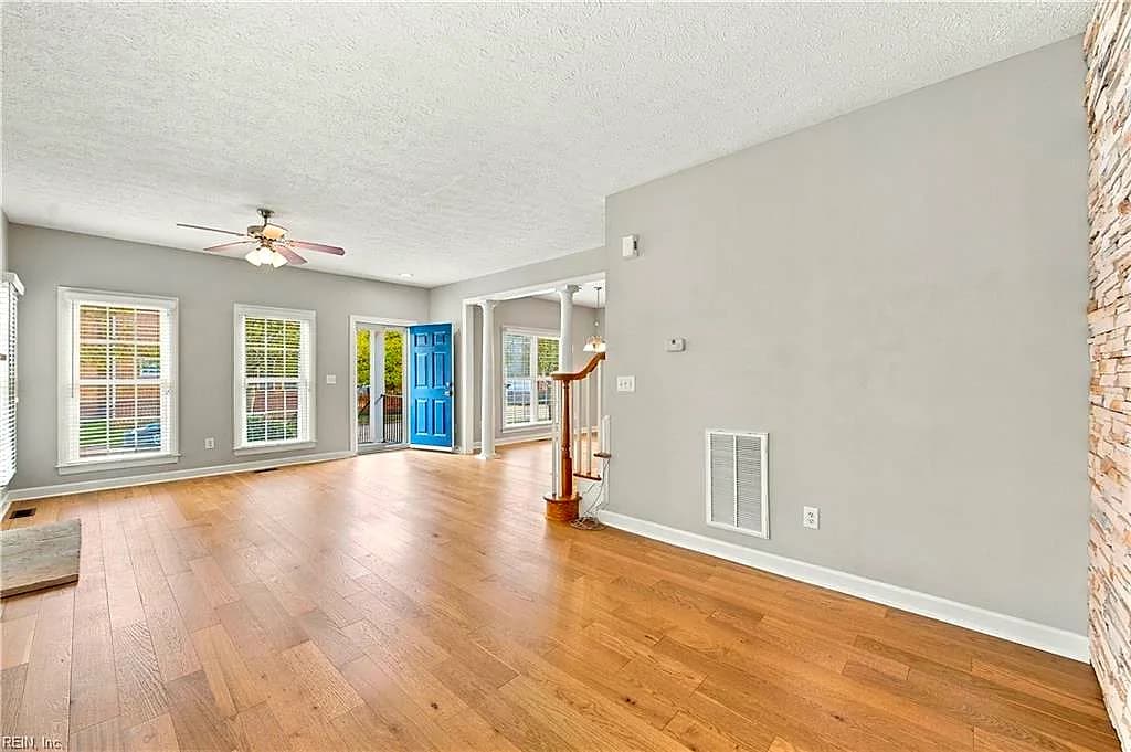 303 Herman Melville AVE, NEWPORT NEWS VA 23606 - Photo 5