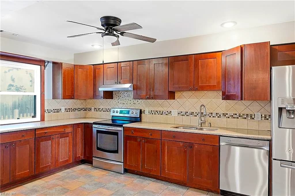 4865 Halwell DR, VIRGINIA BEACH VA 23464 - Photo 4