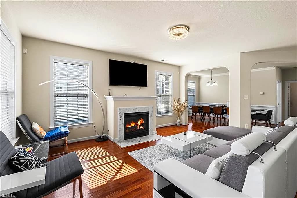 1301 E Ocean View AVE, NORFOLK VA 23503 - Photo 4
