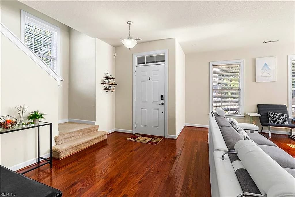 1301 E Ocean View AVE, NORFOLK VA 23503 - Photo 5